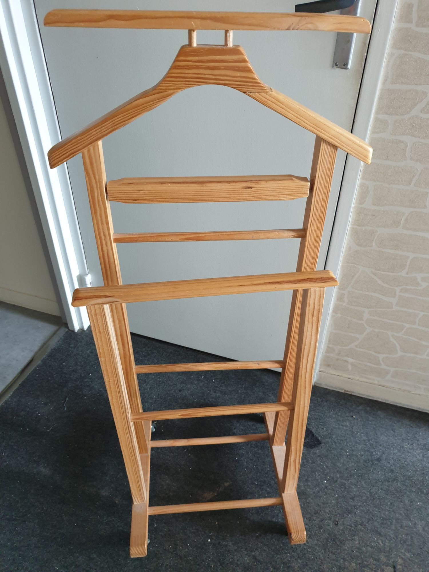 Valet Bois d’occasion Plus que 4 à 70