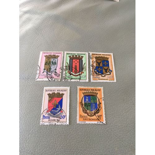 Timbres Armoiries Repoblika Malagasy