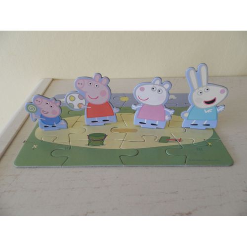 Puzzle Peppa Pig - 16 Pièces + 4 Personnages