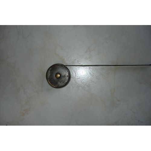 Mètre ancien en métal de 2 m