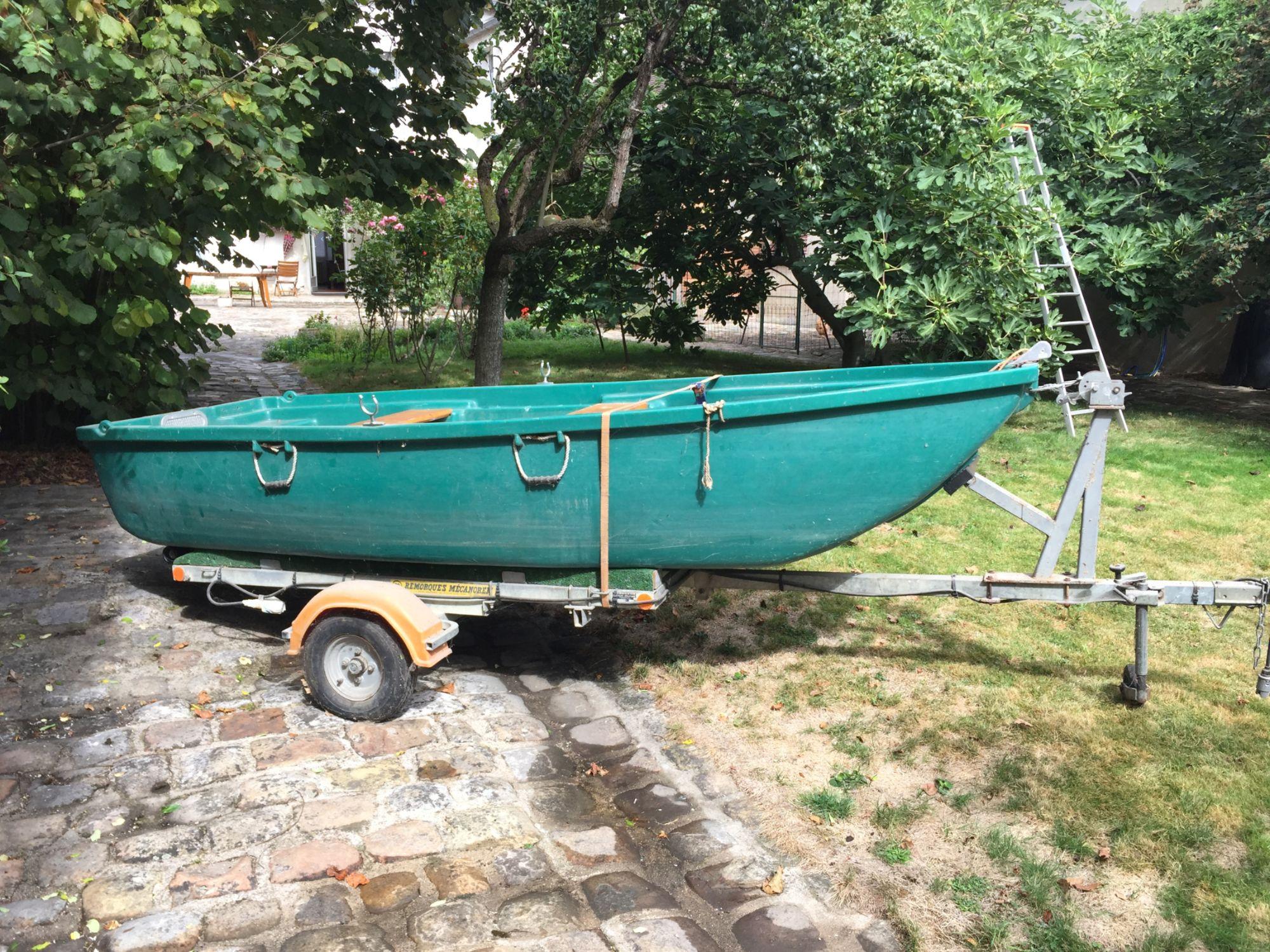 Barque de pêche fun yak 350 - Nautisme