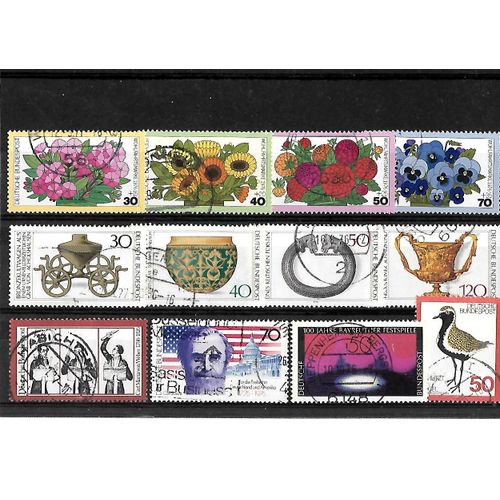 Allemagne- Rfa -Lot De 12 Timbres Oblitérés-Très Bon Etat