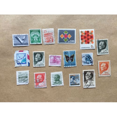 Yougoslavie - 17 Timbres Différents - Rl 154