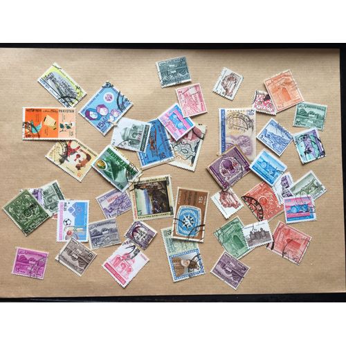 Pakistan - 42 Timbres Différents - Rl 165