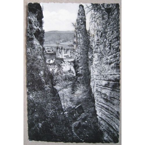 Petite Suisse Luxembourgeoise. Gorge Du Loup. Vue Sur Echternach. Walcourt
