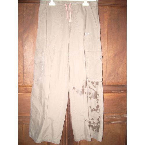 Pantalon Marque Nike Kaki Taille 12ans