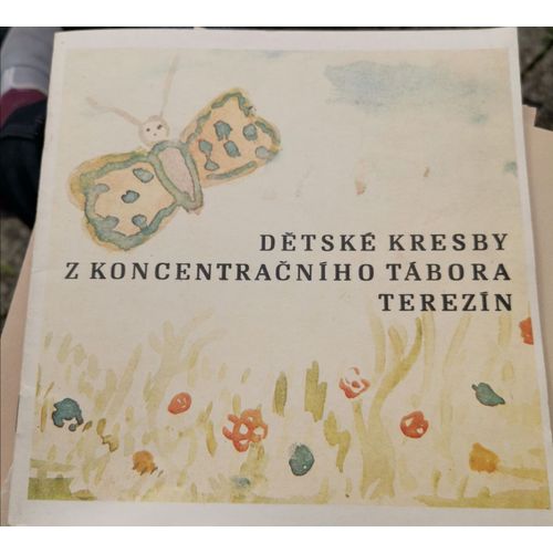 Dessins D'enfants Tchèques Dans Les Camps De Déportation De Terezin