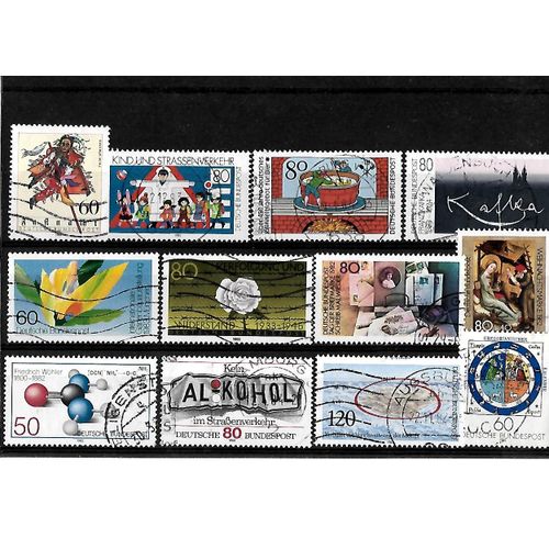Allemagne- Rfa -Lot De 12 Timbres Oblitérés-Très Bon Etat