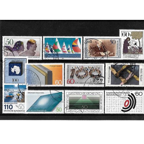 Allemagne- Rfa -Lot De 12 Timbres Oblitérés-Très Bon Etat