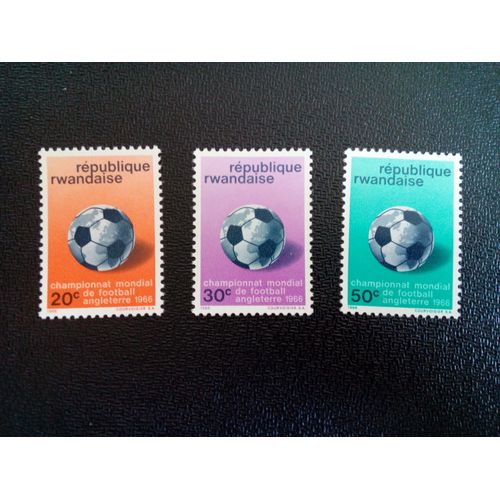 Timbre Rwanda Yt 173-174-175 Coupe Du Monde De Football 1966, Angleterre 1966 ( 040504 )