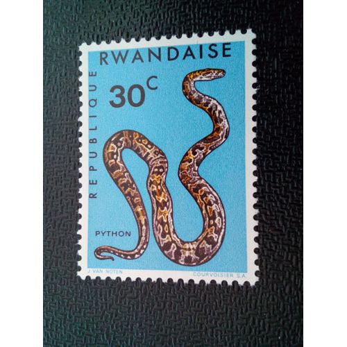 Timbre Rwanda Yt 192 Phyton De Roche Africaine (Python Sebae) 1967 ( 040504 )