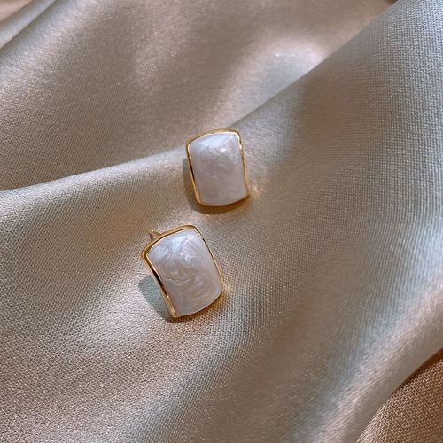 2020 Nouveauté À La Mode Arc Tempérament Blanc Peint Huile Géométrique Boucles D'oreilles Pour Les Femmes Mode Métal Fête Pendiente
