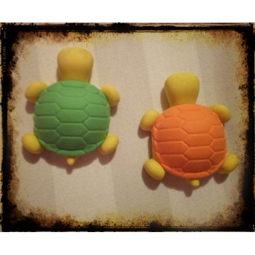 Lot De 2 Gommes Tortues - Trousse École Fournitures Scolaires Pour Enfant - Gomme En Forme D'animal Animaux Animal Tortue Originale - Ou Jeu Jouet - Vert Jaune Orange