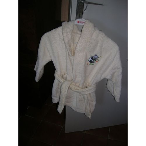 Peignoir De Bain Brodé 2 Ans Point Par Point.
