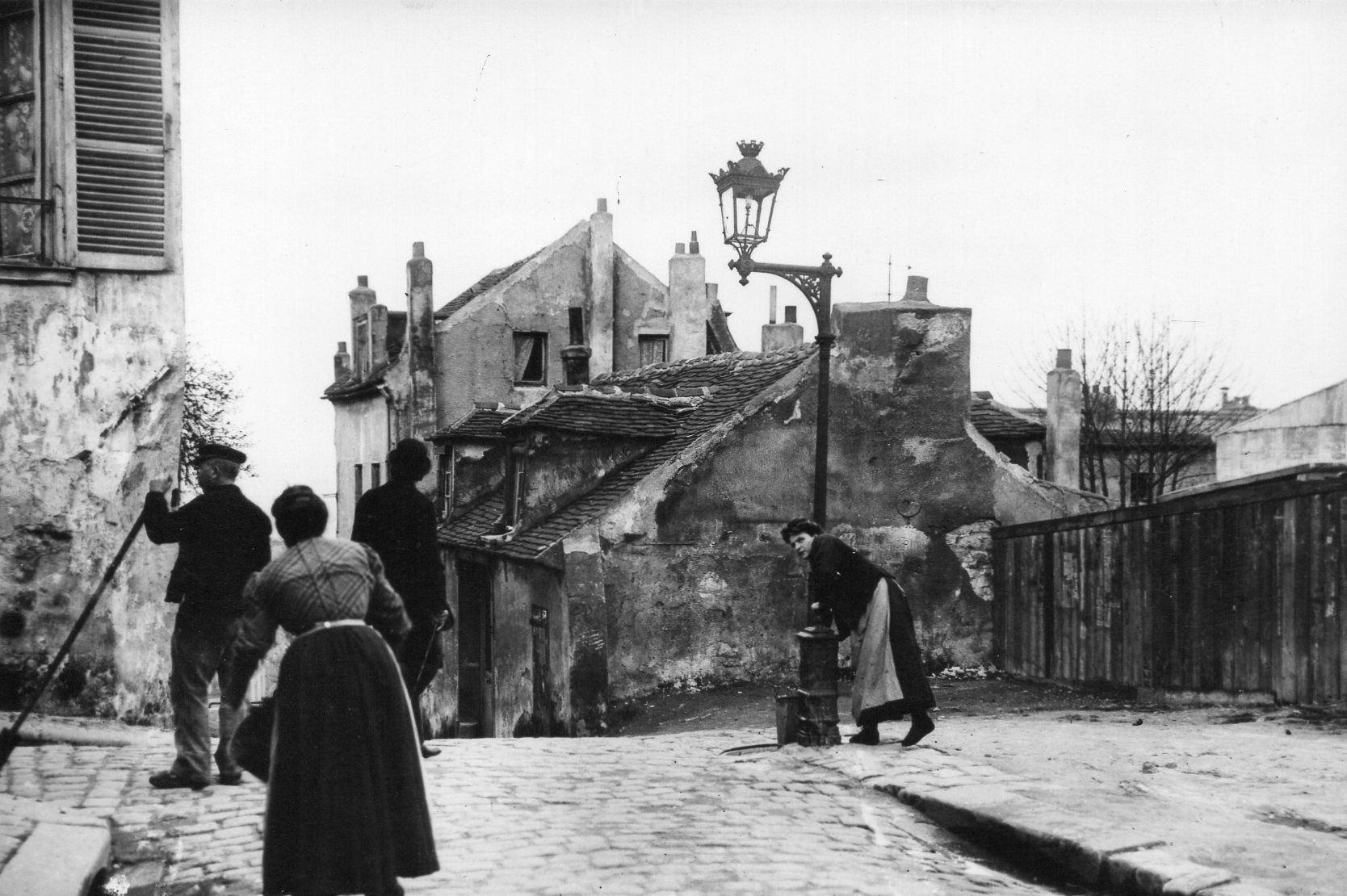 CARTE POSTALE NOIR ET BLANC N 11 PARIS 1900 LA MAISON DE MIMI