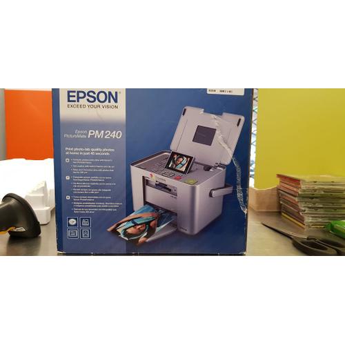 Epson PictureMate 240 - Imprimante - couleur - jet d'encre - 100 x 150 mm - 5 760 x 1 440 ppp jusqu'à 1.4 min/page (couleur) - USB