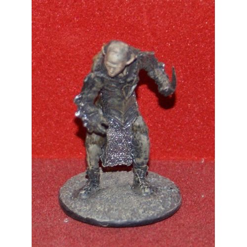 Figurine Seigneur Des Anneaux N 40 Snaga Avec Son Fascicule