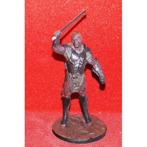 Figurine Seigneur Des Anneaux N 70 General Uruk Hai Avec Son Fascicule