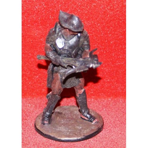 Figurine Seigneur Des Anneaux N 108 Uruk Hai Avec Son Fascicule