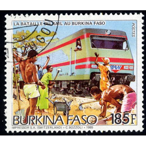 Timbre La Bataille Du Rail Au Burkina Faso.Postes.Burkina Faso.1985.185f.