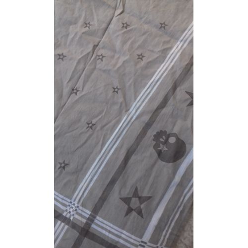 Foulard Tete De Mort Et Étoiles