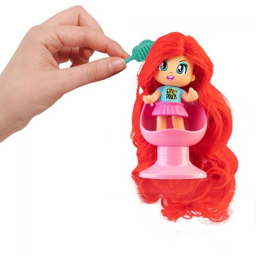 Pinypon Pinypon - Figurine Cheveux Super Longs (Avec Fauteuil Et Acc) - Asst