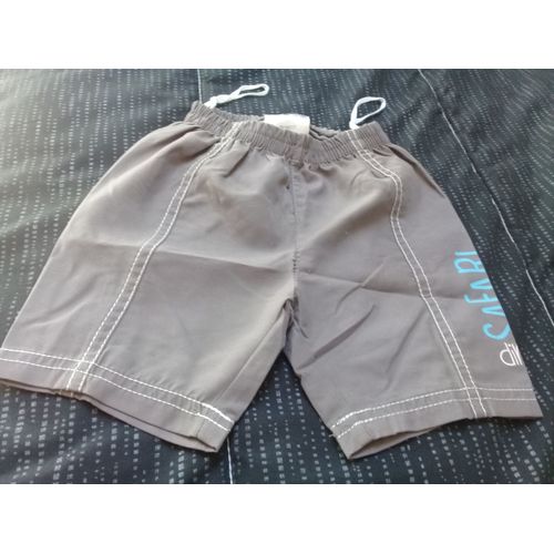 Short 12 Mois
