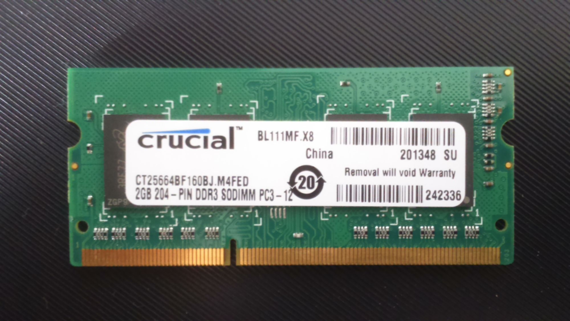 Barette de mémoire 2 GB 204 PIN DDR3 SODIMM PC3-12