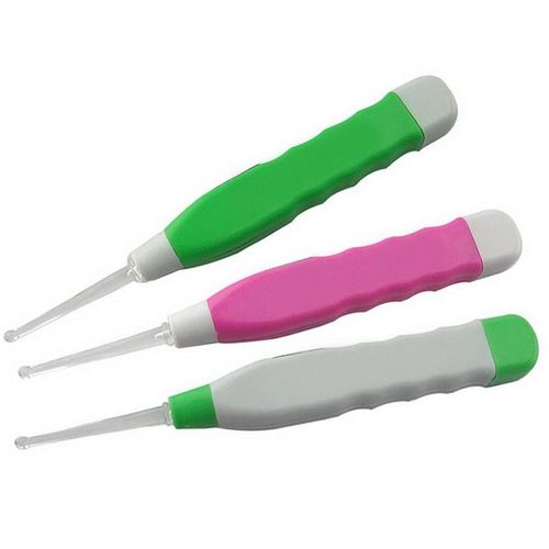 Xm 13cm Femmes Soins De L'oreille En Plastique Lampe De Poche Earpick Oreille Cire Dissolvant Earpick Nettoyant Outils Couleur Aléatoire 