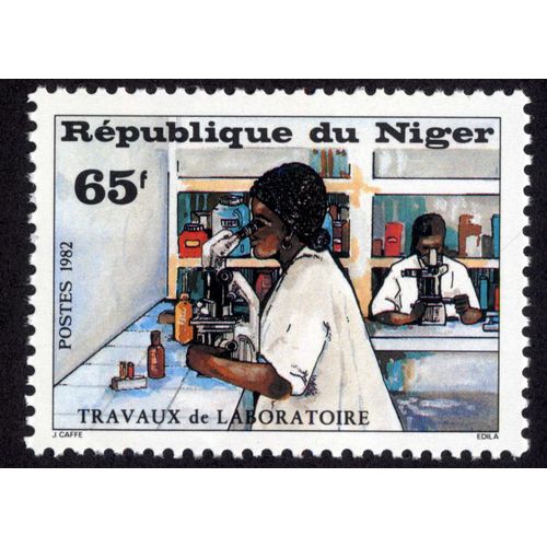 Timbre Travaux De Laboratoire.République Du Niger.65f.Postes.1982.