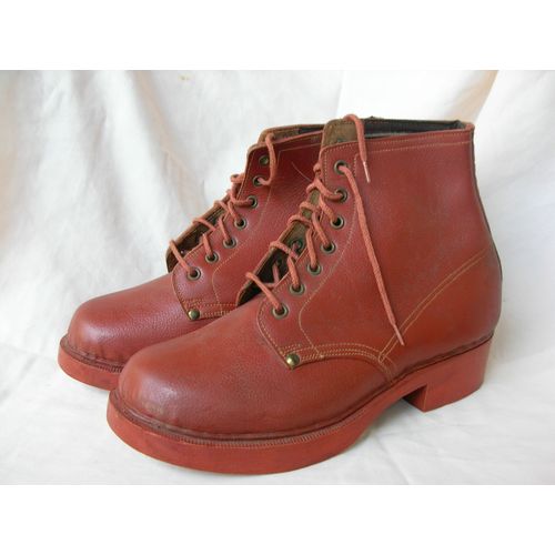 Ww2 France Chaussure Civile Enfant Semelle En Bois Manque Matière Première Rouge Neuve
