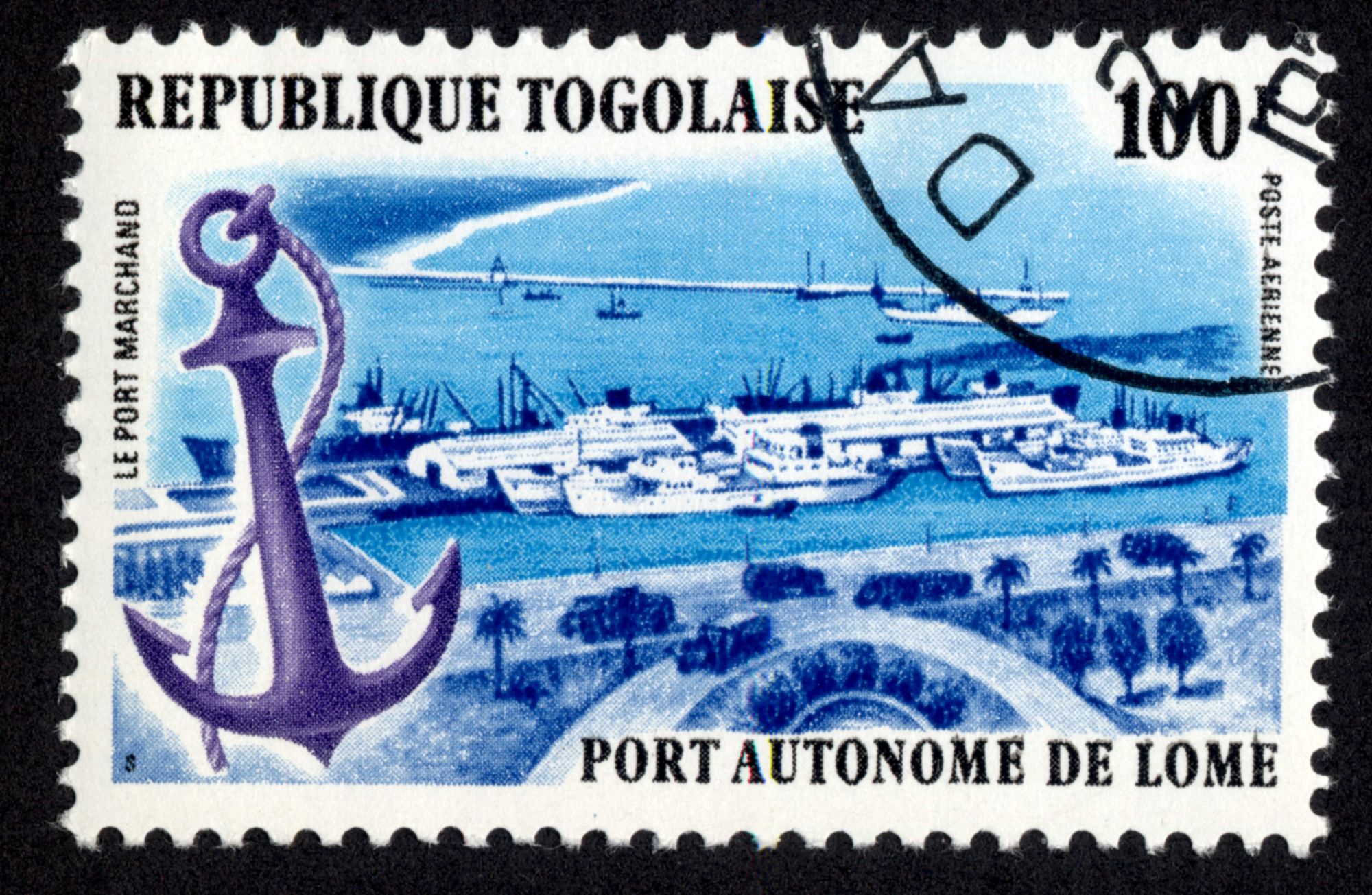 Timbre Port Autonome De Lome.République Togolaise.100f.Le Port Marchand.Poste Aérienne.