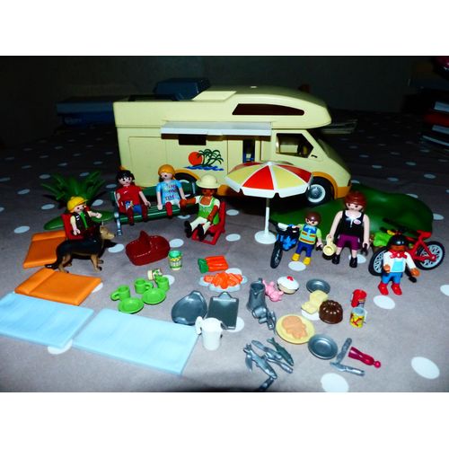 Playmobil Lot Camping Car Velos , Famille Et Accessoires Etc