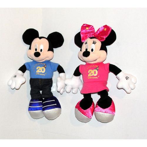 Peluche doudou Baby Mickey 28 cm Disneyland Paris Disney chez vous des  demain