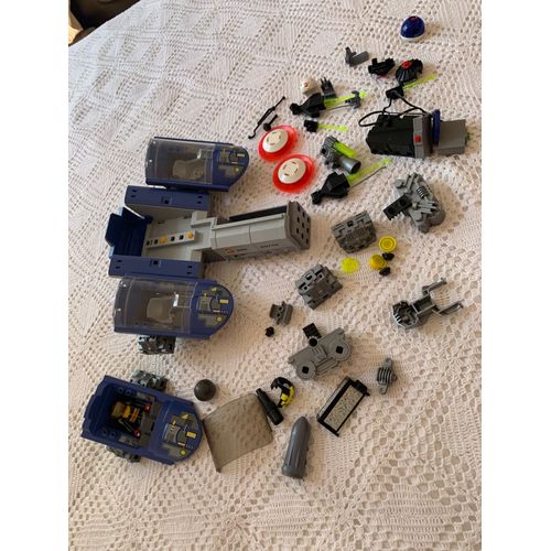 Lot De Plus De 60 Pieces Playmobil Shs 80746