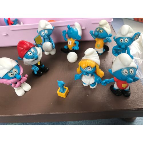 Kinder Surprise - 8 Figurines Schtroumpfs Foot - Année 1990