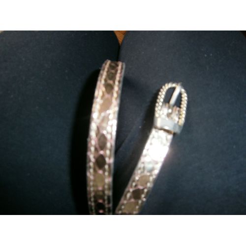 Ceinture Dorée En Serpent Véritable Longueur 90 Cm Largeur 1 Cm En Très Bon État