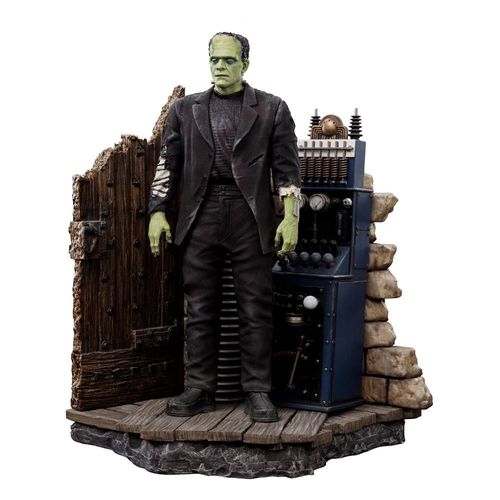Universal Monsters - Statuette 1/10 Deluxe Art Scale Frankenstein Monster 24 Cm