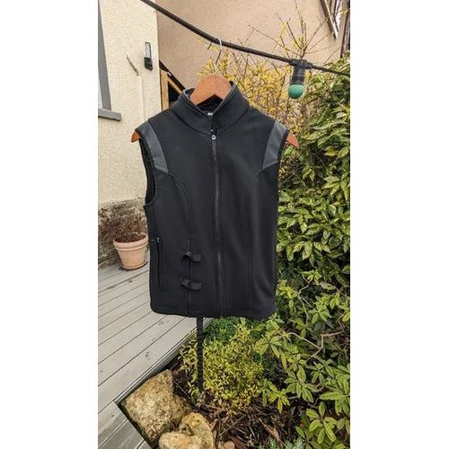 Airbag Equitation Helite Taille M Avec Cartouche,Bon État,Juste Quelques Bouloches À L Emmanchure