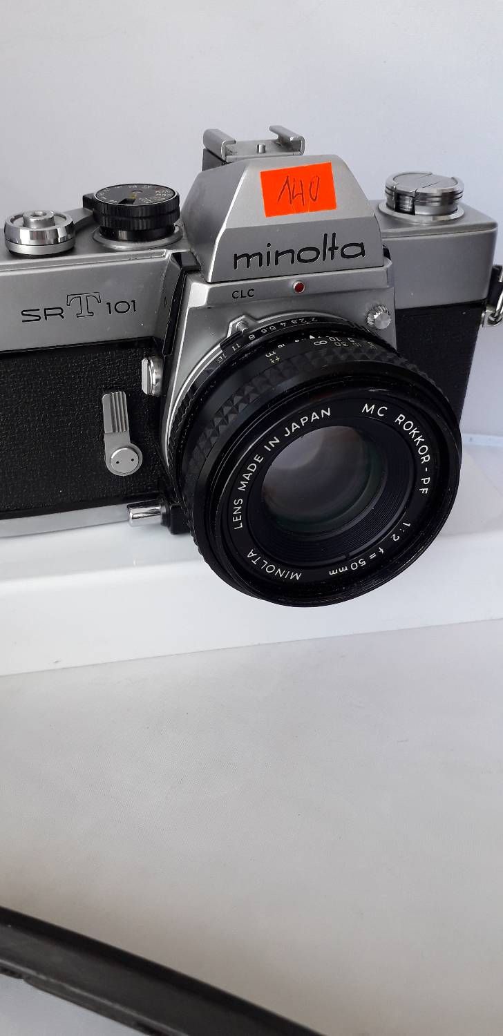 MINOLTA SRT 101 CHROME + objectif 50mm F2+sac en cuir