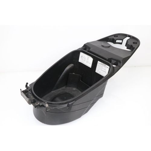 Coffre Selle Honda Scv Lead 100 2003 - 2007 / 95441