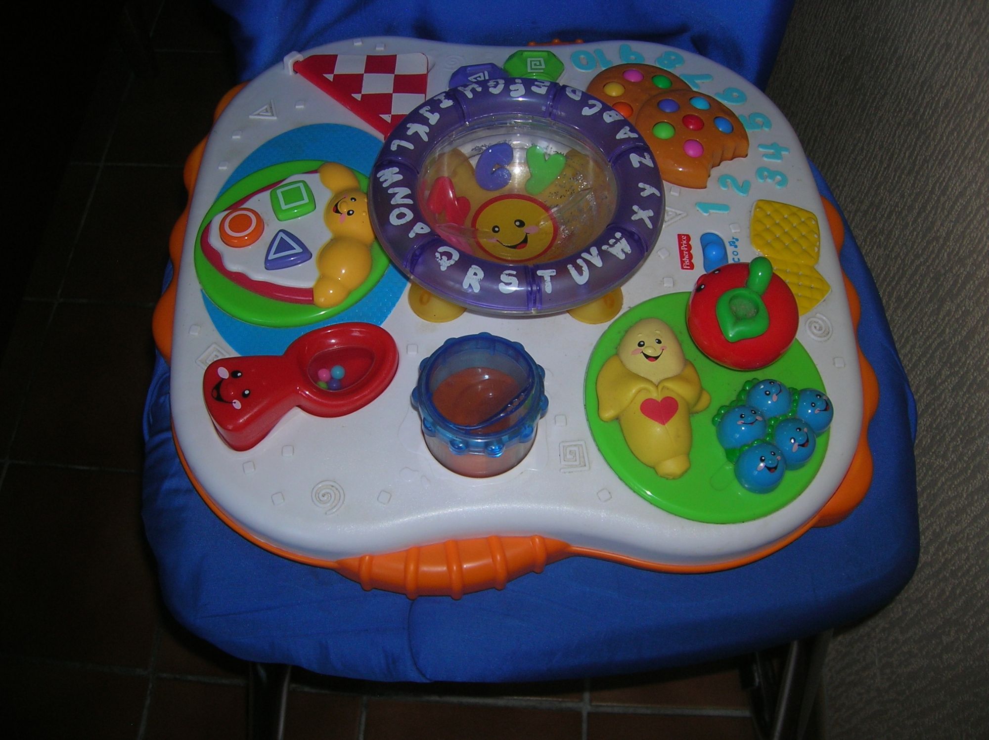 Table D Activite Musicale Fisher Price Rakuten