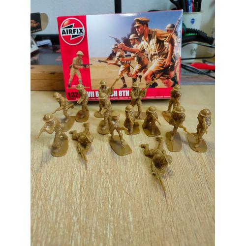 Airfix 1/32 ( 14 Figurines 8th Army )