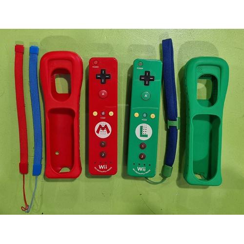 Deux Manettes Wii Remote Plus Mario Et Luigi