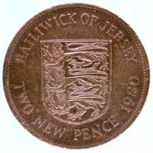 Ile De Jersey ( Royaume -Uni ) = Pièce De 2 New Pence - Année 1980 - En Bronze - 3 Lions Dans Un Blason - Reine Elizabeth Ii