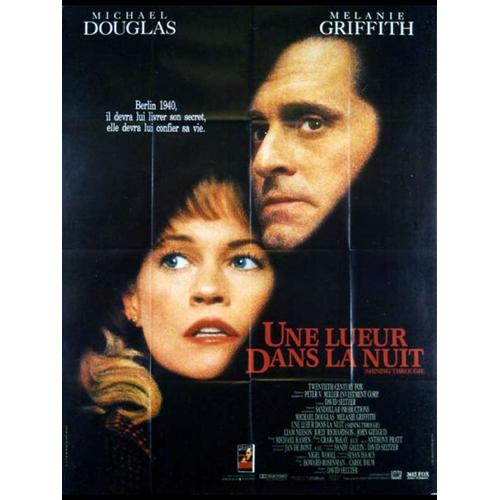 Une Lueur Dans La Nuit (Shining Through) - Véritable Affiche De Cinéma Pliée - Format 120x160 Cm - De David Seltzer Avec Michael Douglas, Melanie Griffith, Liam Neeson - 1992 #