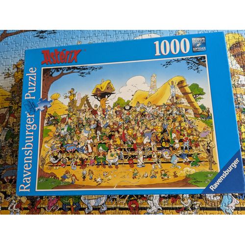 Astérix Puzzle 1000 Pièces Photo De Famille Ravensburger 15434