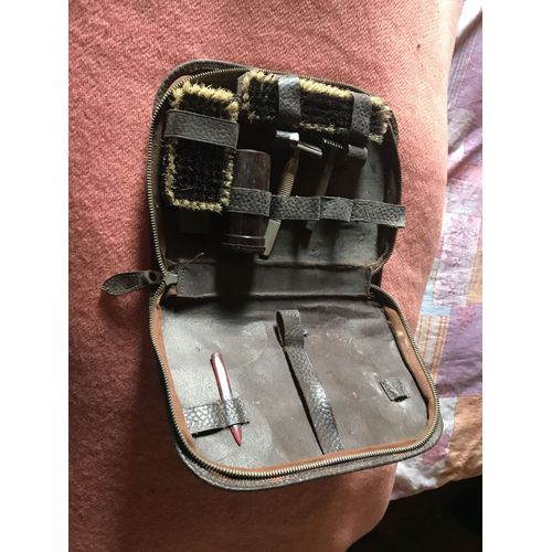 Trousse Cuir Necessaire Rasage Homme Brosse Rasiirs Ancien Pas De Blaireau