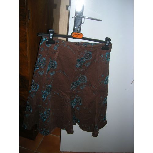 Jupe Brodée Pailletée Taille À Plat 36 Cm.