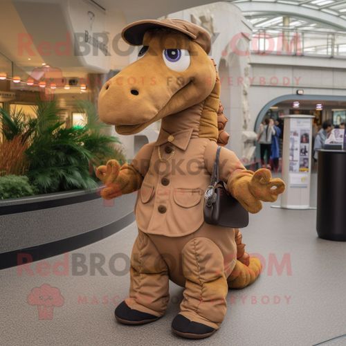 Personnage De Costume De Mascotte Redbrokoly D'hippocampe Marron Habillé D'un Manteau Et De Sacs Messenger